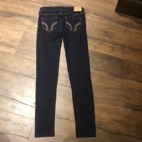 Hollister Dark Wash Skinny Jeans - Picture 2 of 5